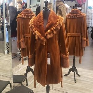 Elegant Sheared Mink Fur Trimmed Coat
